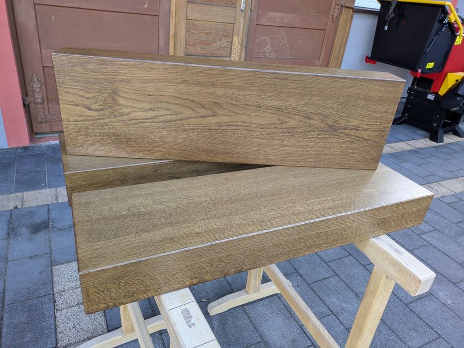 Nakładki na schody półkowe. Stopnie drewniane. Schody półkowe