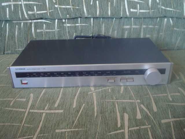 Продам кассетный магнитофон Luxman