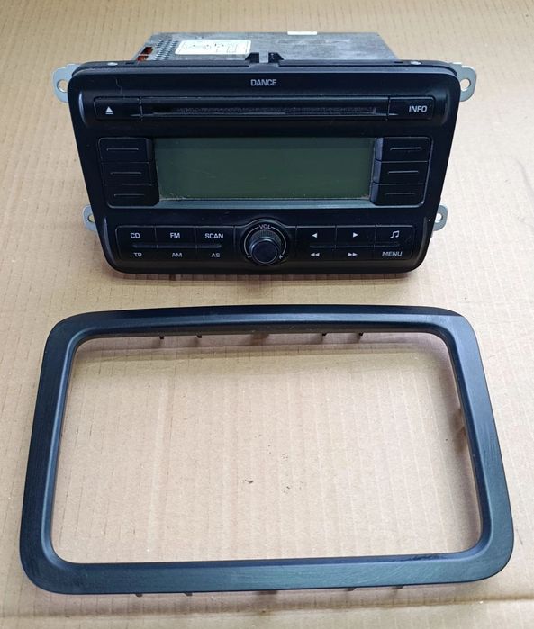 Roomster radio Dance ramka Fabia II Skoda