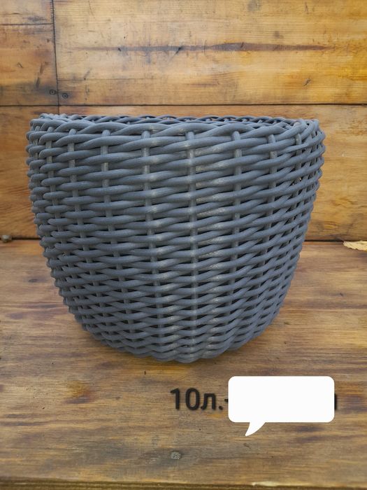 Кашпо,вазони з ротангу