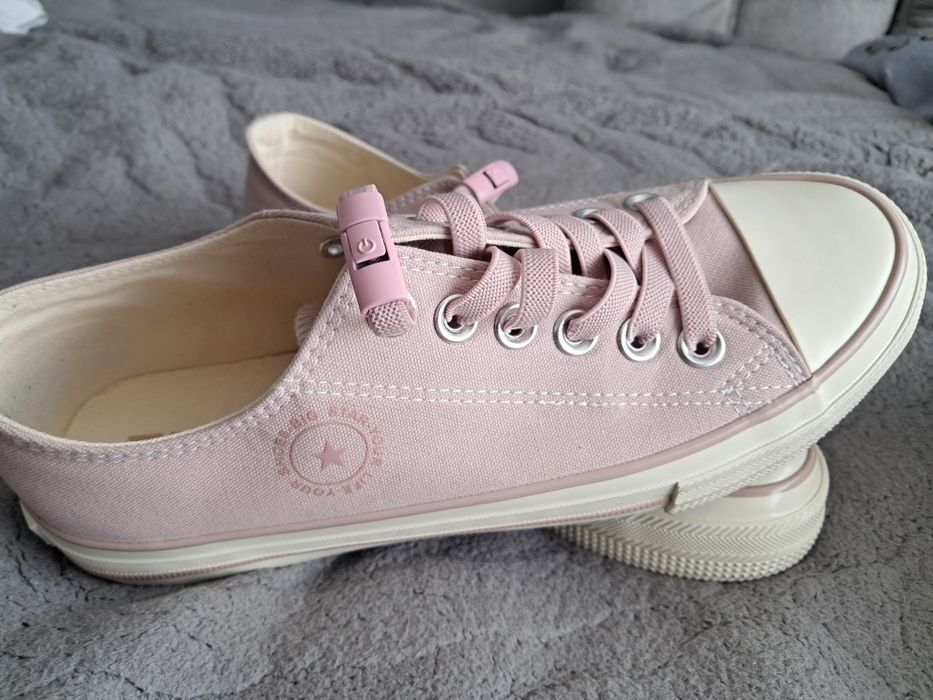 Trampki jak nowe