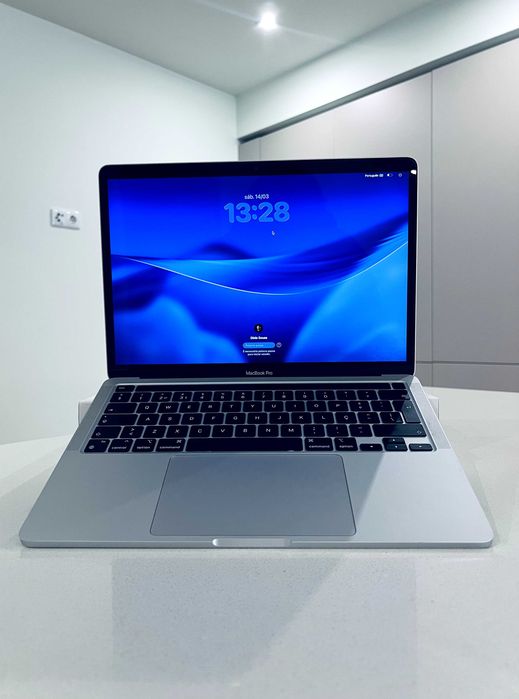 MacBook Pro M2 13,3” como novo + Fatura com garantia ativa