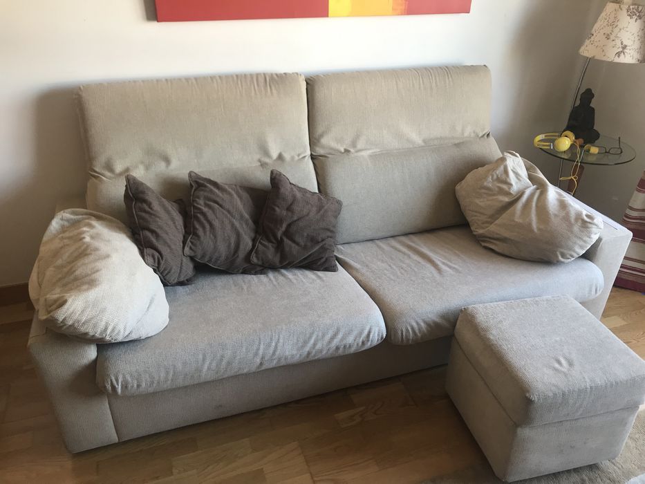 Sofa 4 lugares em bom estado