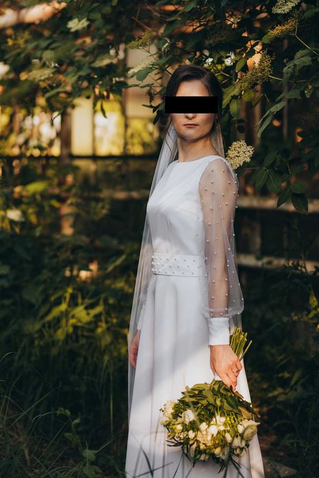 Prosta suknia ślubna