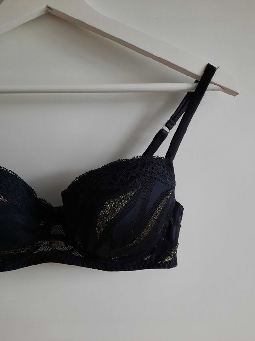 Intimissimi biustonosz stanik balkonetka czarny złoty koronka 80B 75C