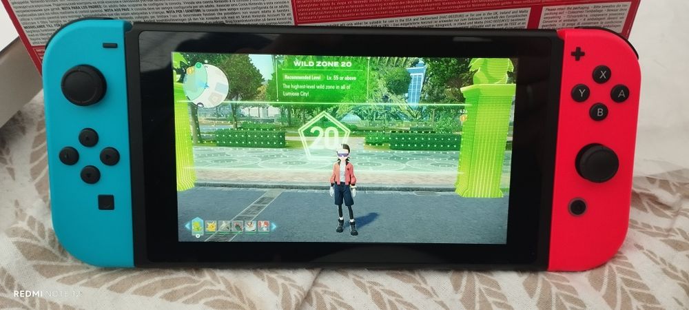 Nintendo Switch V2 ainda com garantia e todos os acessórios + Pokémon