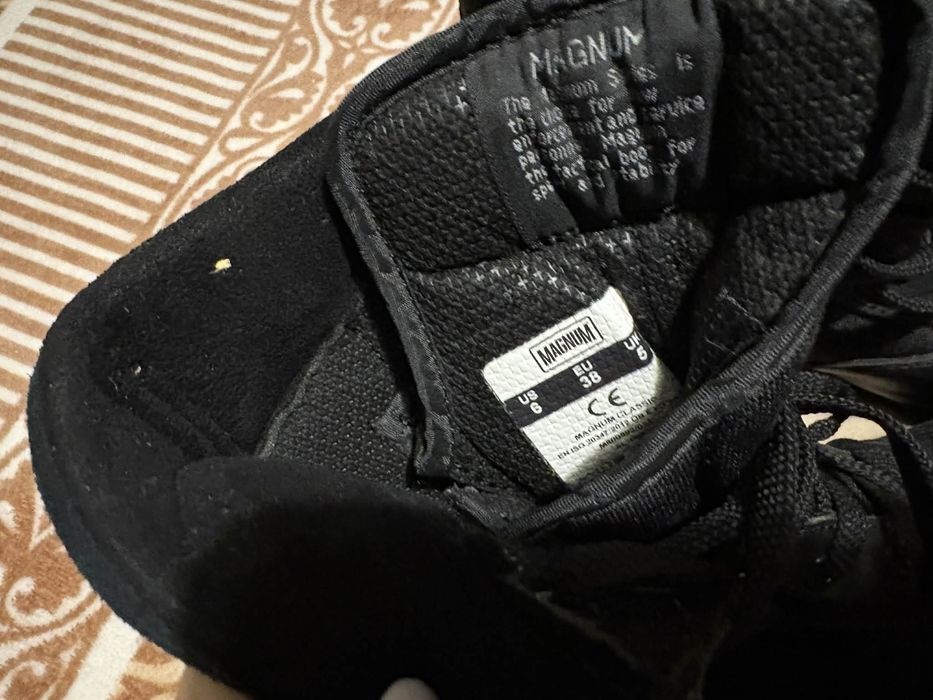 Vendo botas magnum