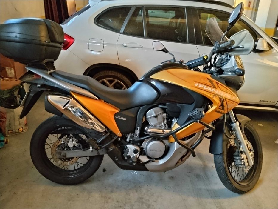 Honda Transalp 700
