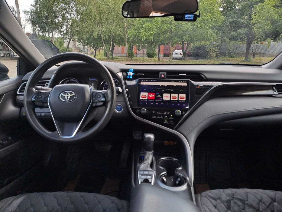 Toyota Camry гібрид 2020р.
