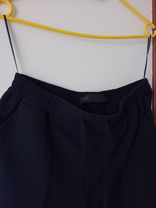 Eleganckie, granatowe damskie spodnie 36/38, gumka w pasie