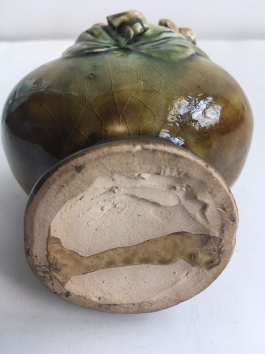 Maly flakonik w różyczki PRL