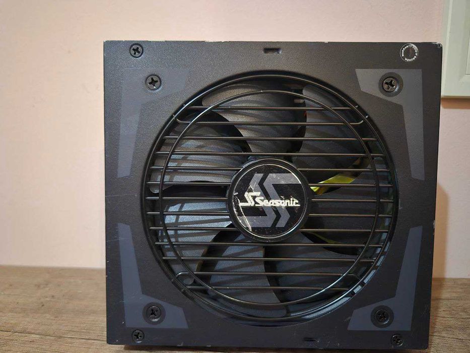 Блок питания живлення Seasonic FOCUS SSR-850PX 850W 80 PLUS Platinum