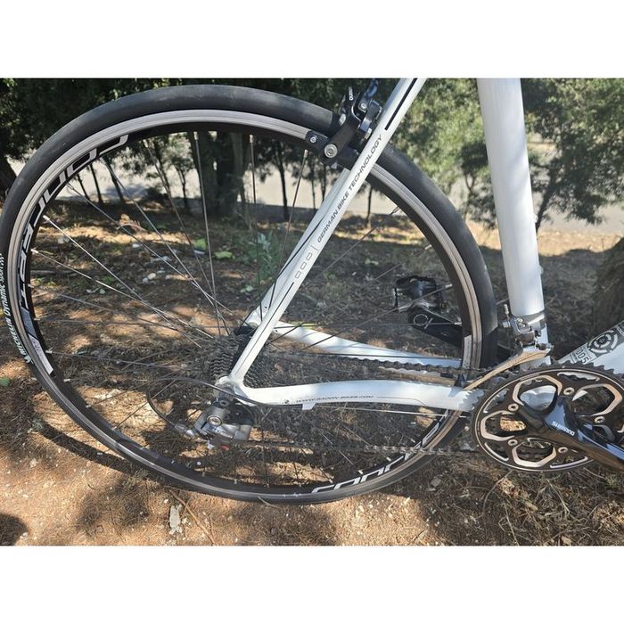 Bicicleta de estrada L com ultegra 10x2v