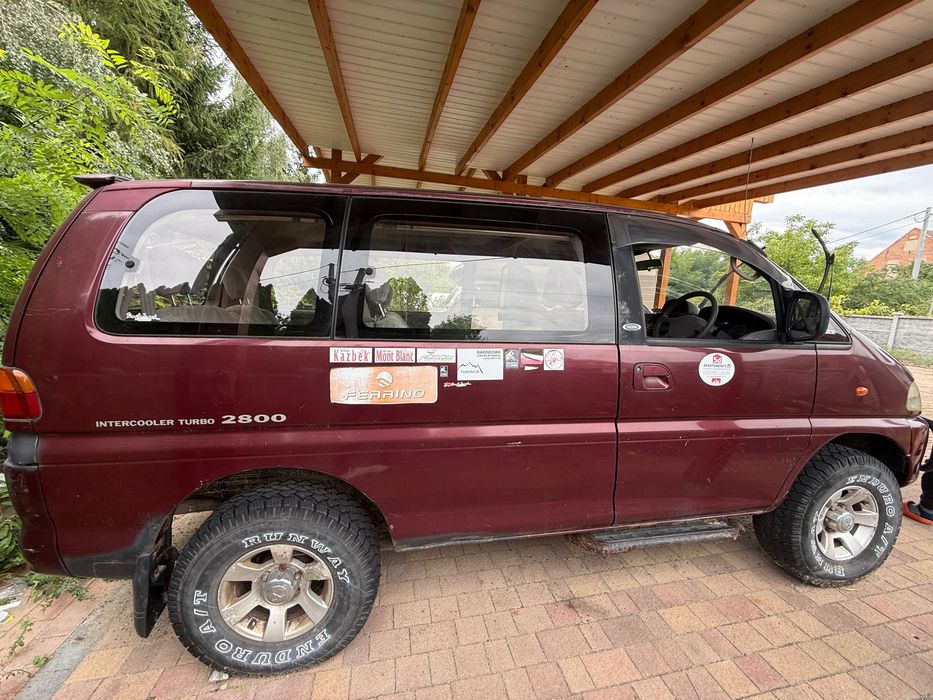 Auto 4x4 Delica Mitshubishi