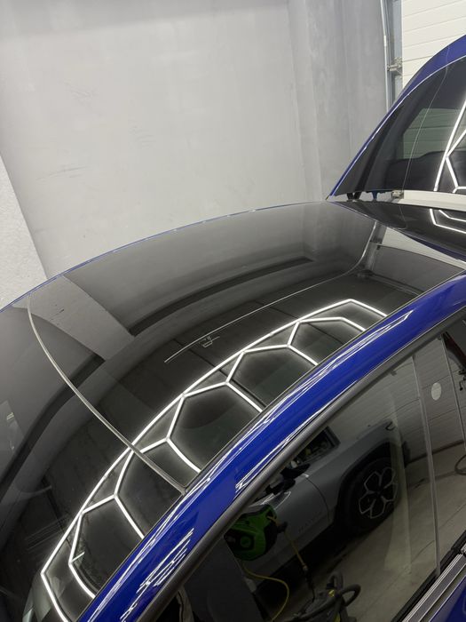 Панорма Tesla Model Y