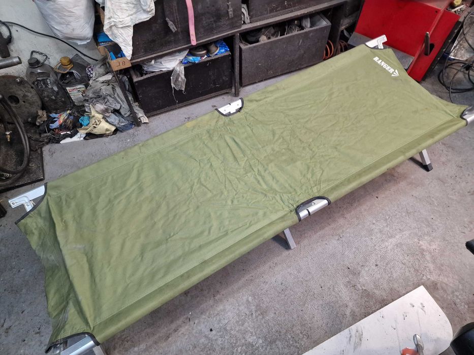 Туристическая розкладная кровать