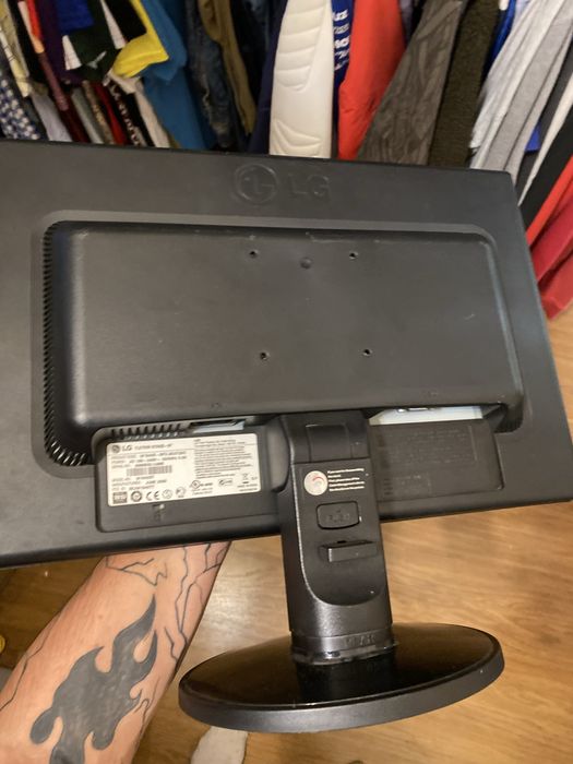 Монитор LG Flatron W1942S, 19”