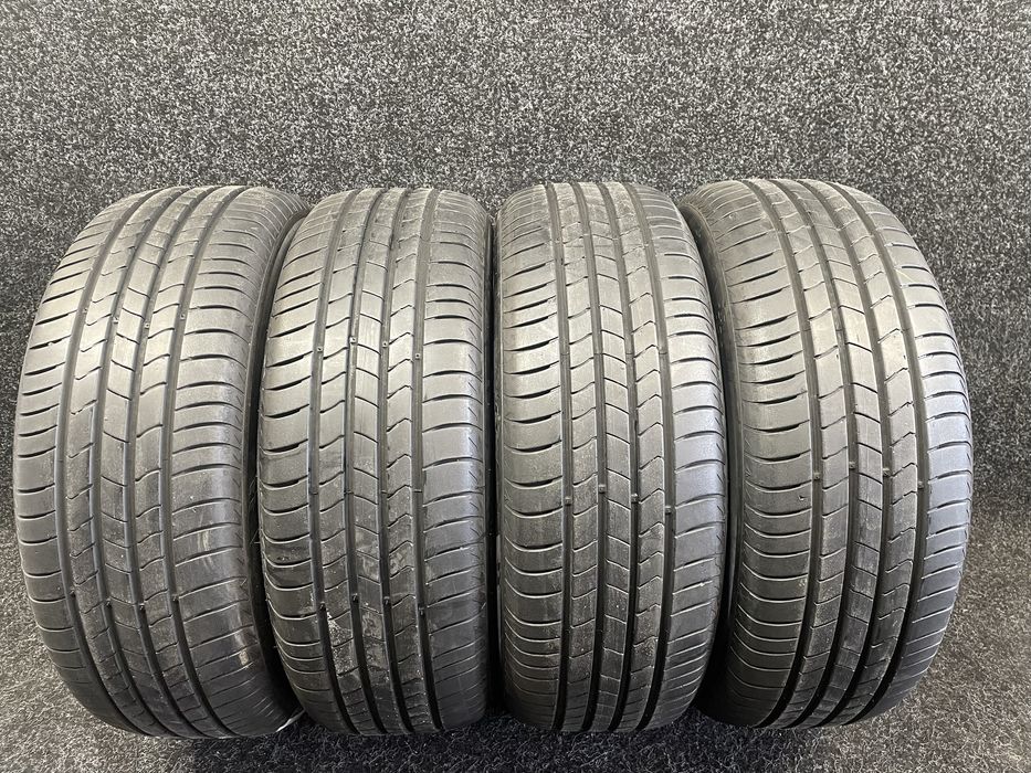 Kumho 205/60R16 ECSTA HS51