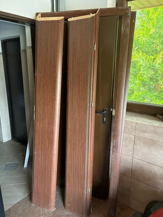 Drzwi wewnętrzne i ościeżnice 2 szt, piękne, solidne. Fornirowane.
