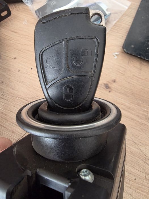 Замок з ключем Keyless Go Mercedes W220