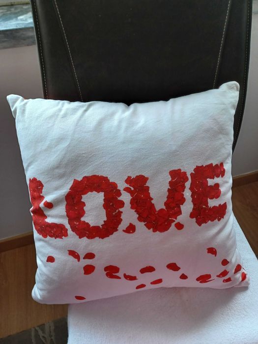 Almofada para decoração - LOVE