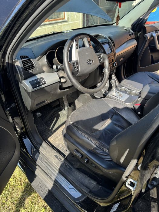 Kia Sorento 2012 VIN KNAKU814DC5296447 фото оголошення 5 з 8