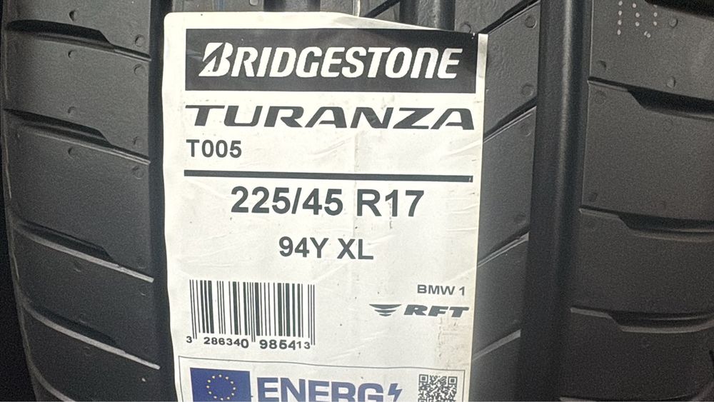 2 pneus novos 225-45/17 Bridgestone RFT
