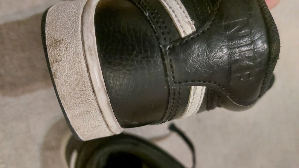 Nike Sneakersy Court Vision Mid DN3577 Czarny 36