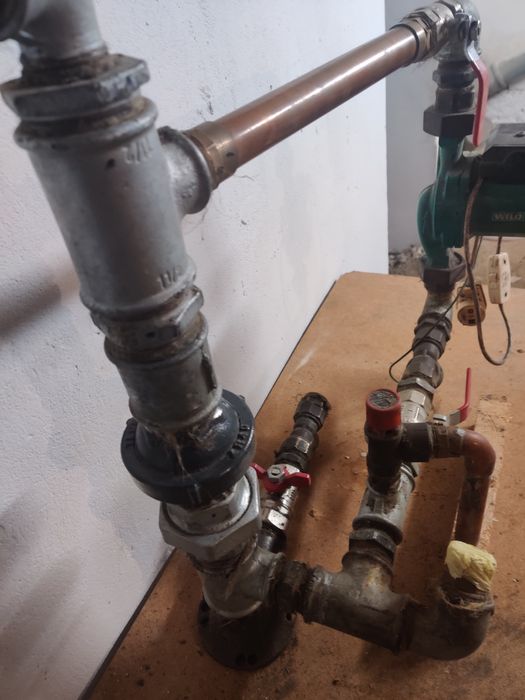 Zestaw z zaworem różnicowym