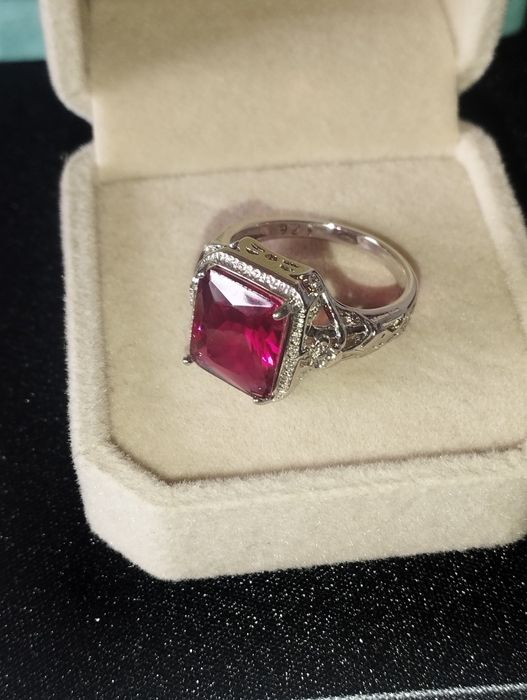 Кольцо серебро.  17.5  18.5.  19.   20