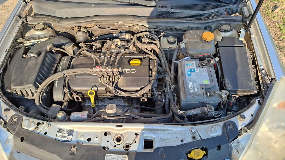 Opel Astra H Sedan, LPG, Polski Salon, Felgi Alufelgi Niski Przebieg
