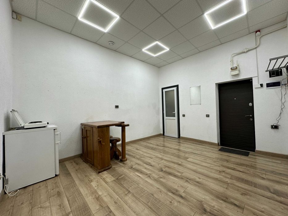 Продаж Квартири/Офісу в центрі міста. Майдан ринок.