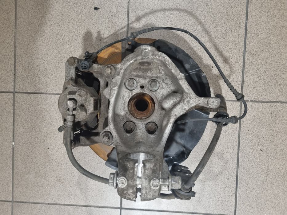 Amortyzatory prawy i lewy i zwrotnica  Renault Talisman