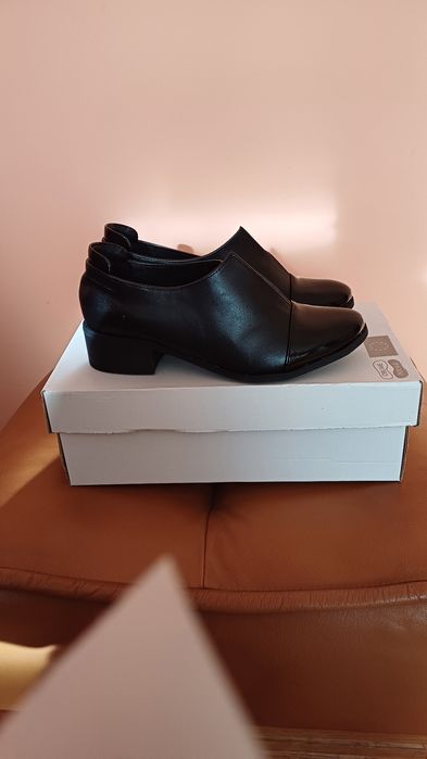 Witam mam do sprzedania buty