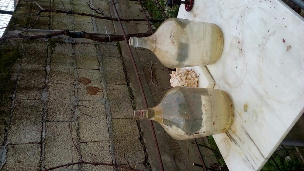 Garrafoes vidro branco