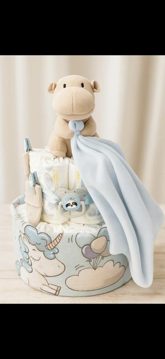 Tort z Pampersów-prezent, narodziny dziecka, Baby Shower
