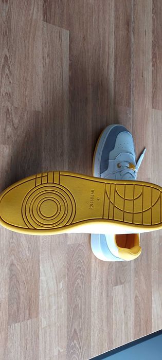 Vende Sapatilhas brancas Paul & Bear 43