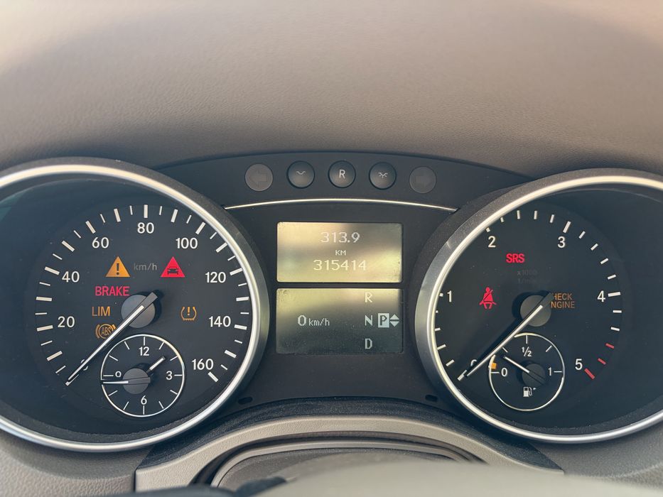 Mercedes-Benz ML320