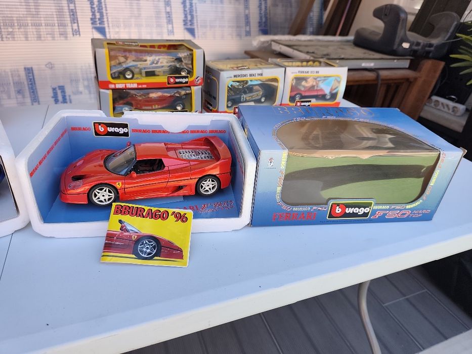 COLEÇÃO BURAGO VINTAGE – 25 modelos – ESCALAS 1:18, 1:24 E 1:25