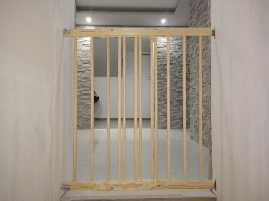 Nowa drewniana BRAMKA OCHRONNA zabezpieczająca m.in schody, regulowana