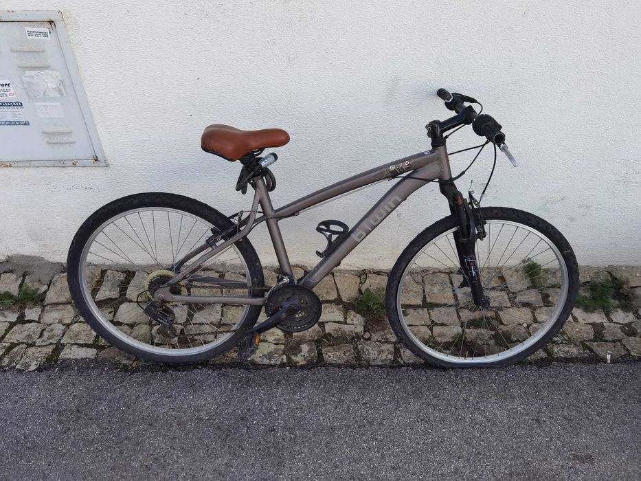 URGENTE! Bicicleta Btwin Cross em excelente estado!