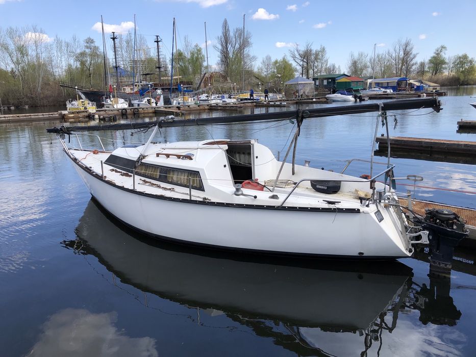 Парусная яхта Wing 7.2