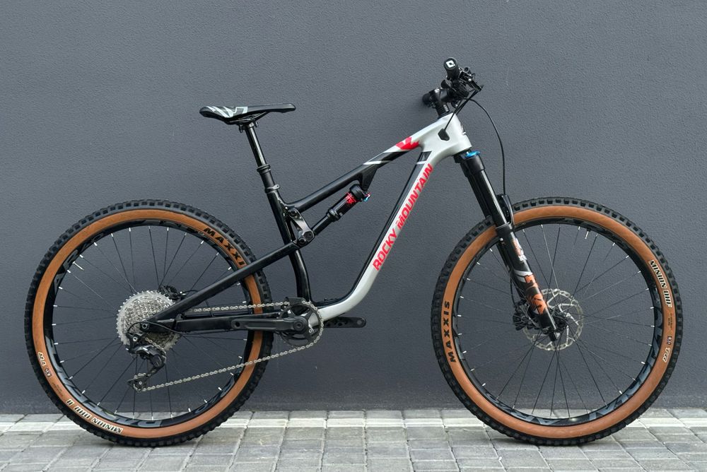 Rocky Mountain Carbon двопідвіс FOX/36/Shimano/XT/Transfer