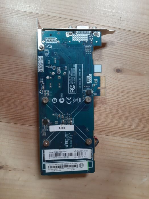 Placa grafica radeon r5 1gb