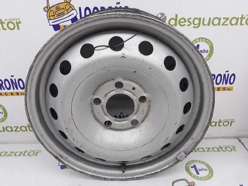 Pneu Nissan Primastar X83