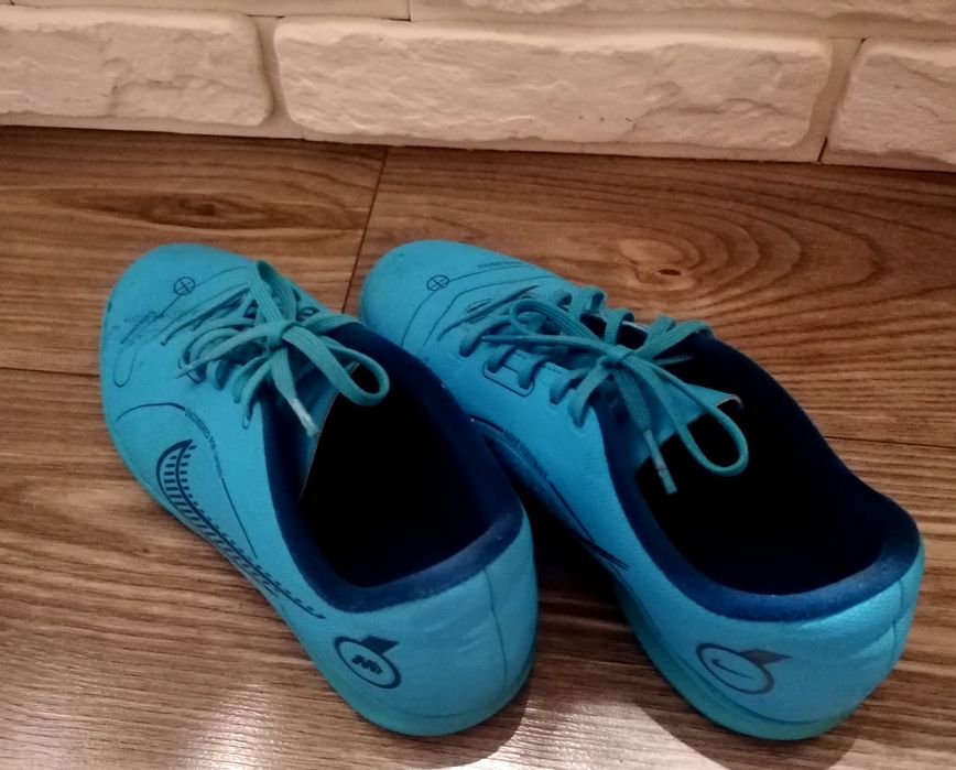 Nike Mercurial Vapor 14 Club IC halówki  rozm. 38