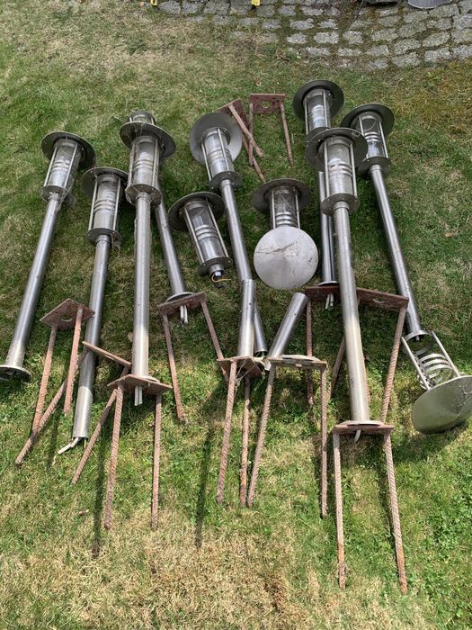 Lampy ogrodowe  używane  stojące