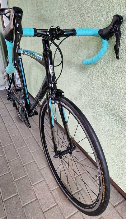 BIANCHI VIA NIRONE alu carbon 105 11s szosa endurance SUPER STAN r57