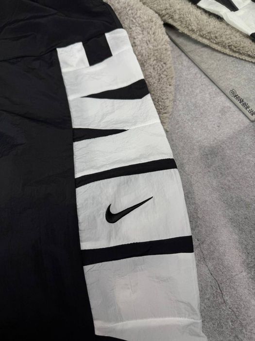 Нейлонові штани Nike swoosh | S,M,L,XL