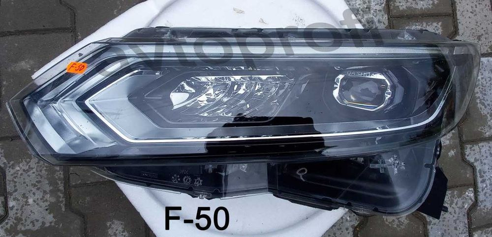 Фара левая 26060HV05A Nissan/Infiniti